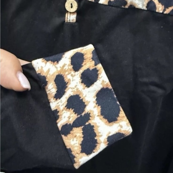 SHEIN Women’s Black & Leopard Print Long Sleeve Shirt Size Medium Top - Picture 5 of 8
